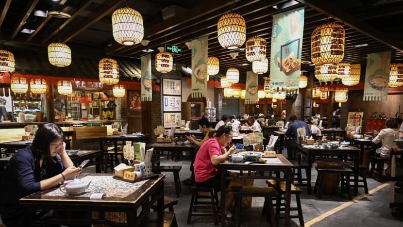 nhà hàng mở cửa trở lại ở Bắc Kinh  ảnh 1 nha hang mo cua tro lai o Bac Kinh anh 1