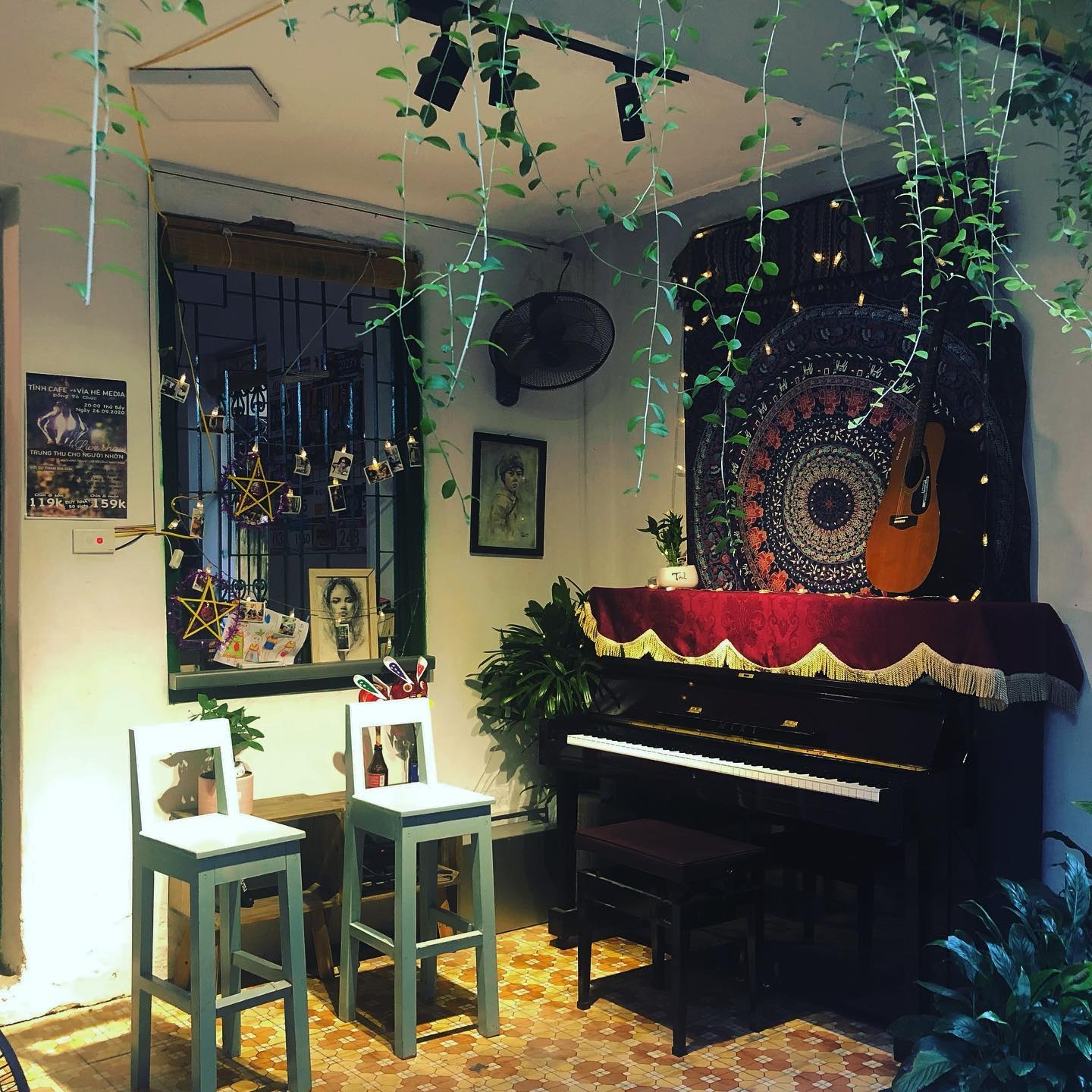 quan cafe co dan guitar tai Ha Noi anh 5