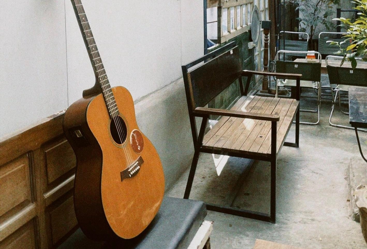 4 quan ca phe co dan guitar tai Ha Noi hinh anh