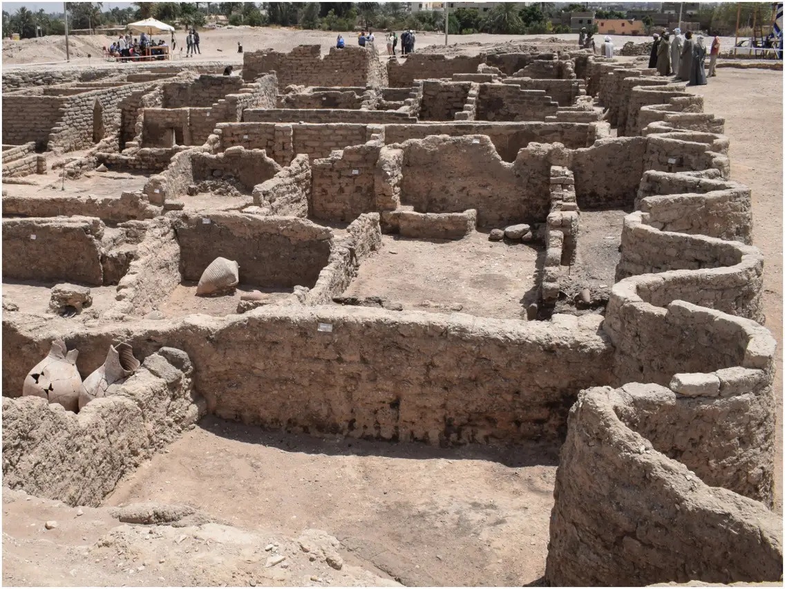 phat hien bi an anh 1