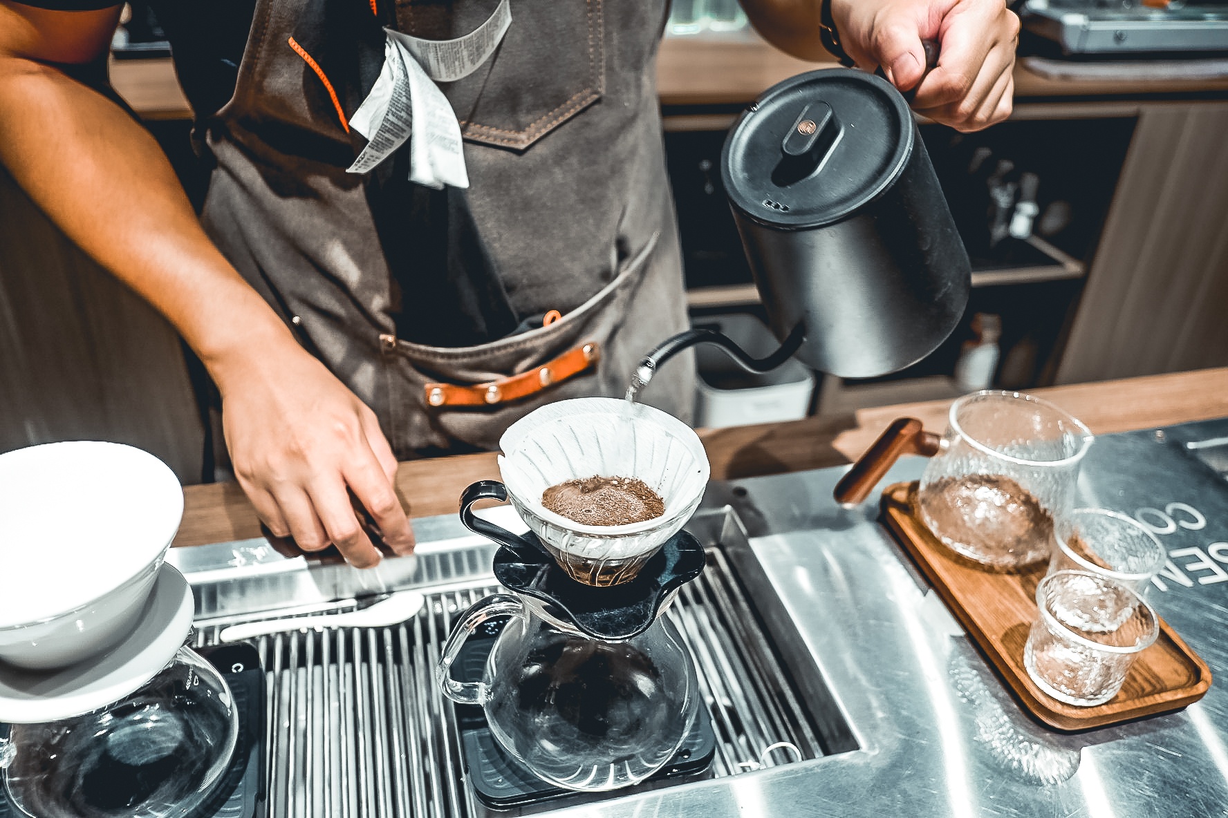 Binh ca phe nhat gia 150.000 dong hinh anh