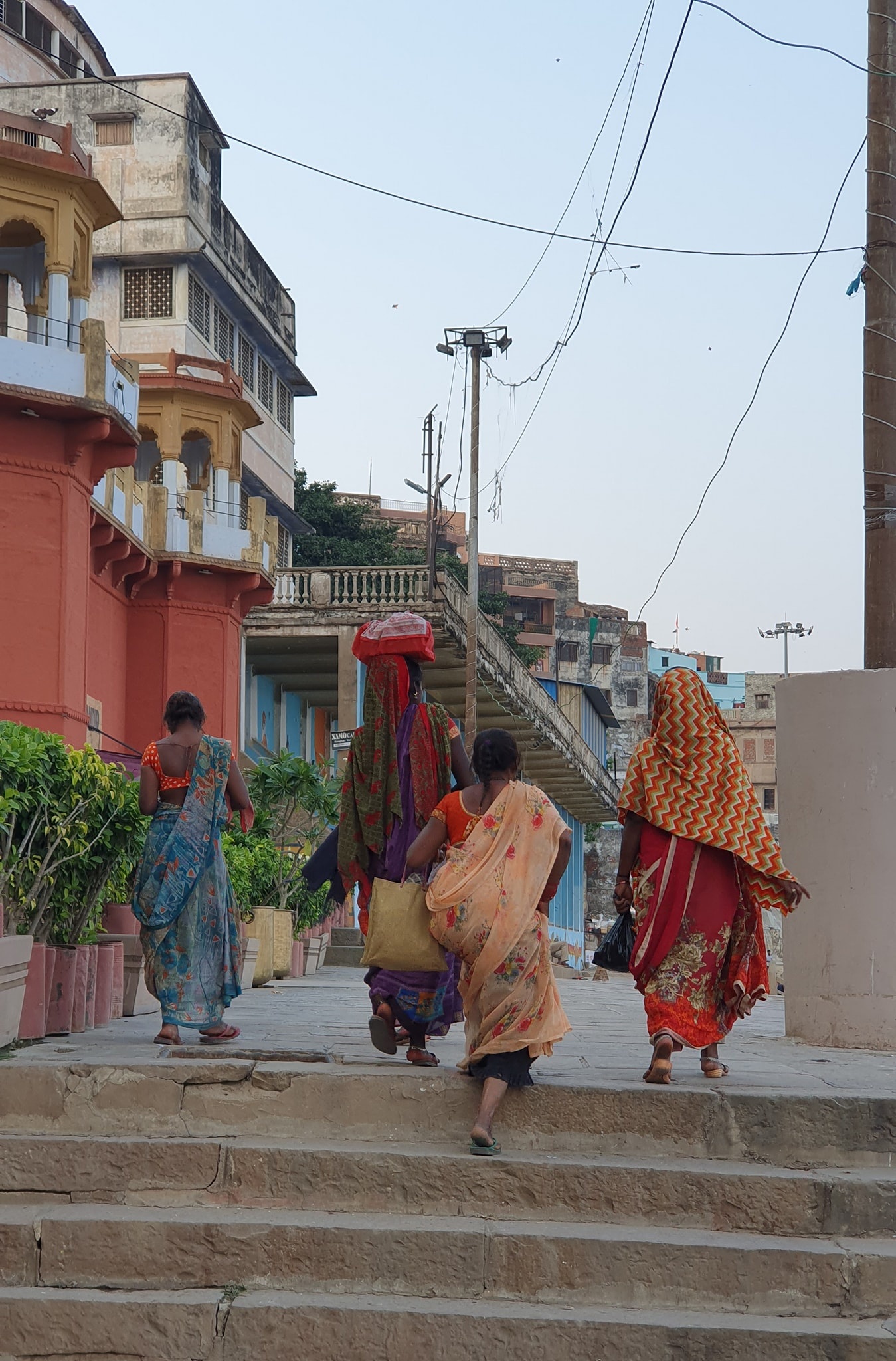 kham pha Varanasi anh 19