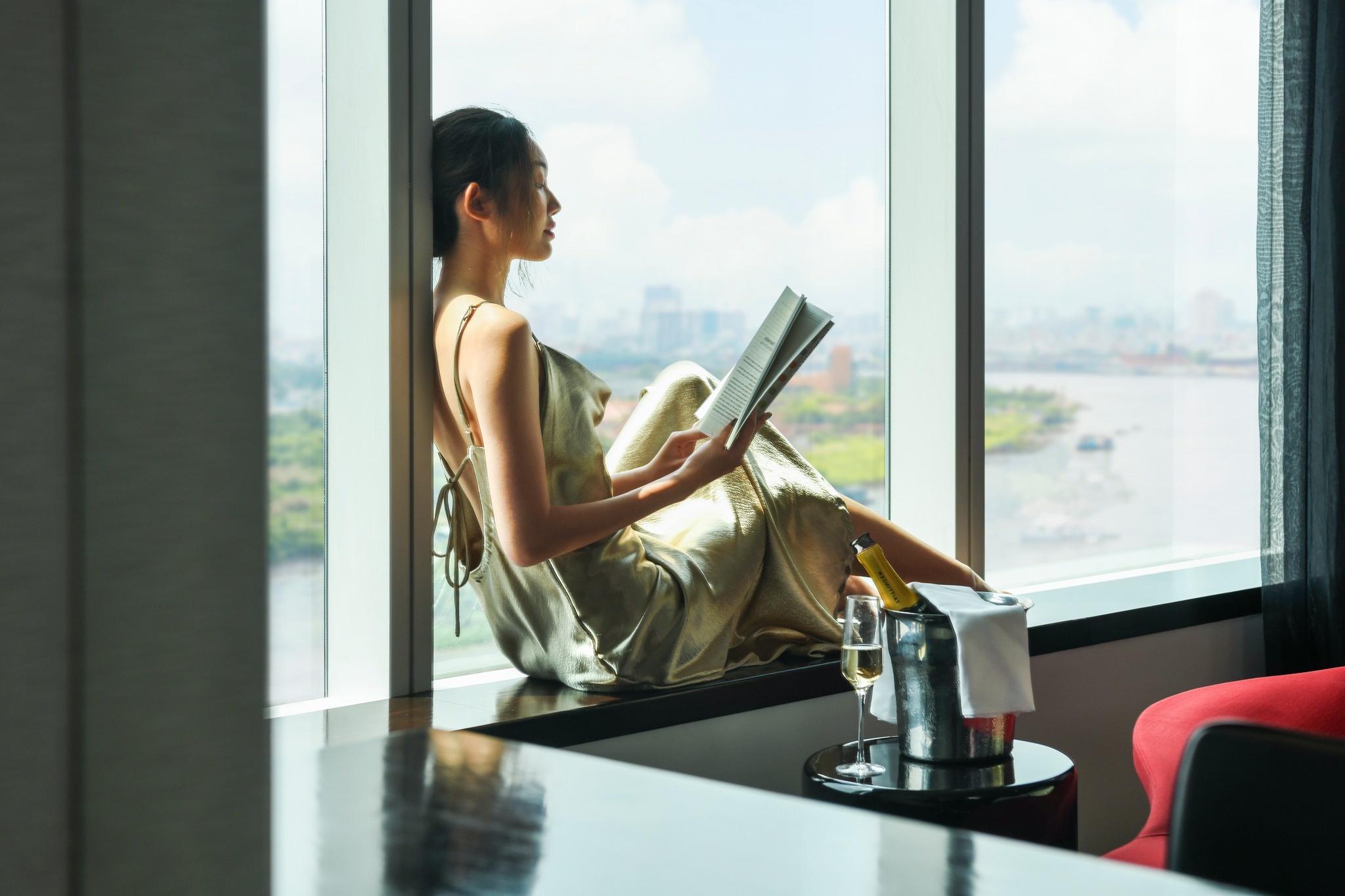 Cong suat khach san 5 sao o Nha Trang, Phu Quoc giam hinh anh