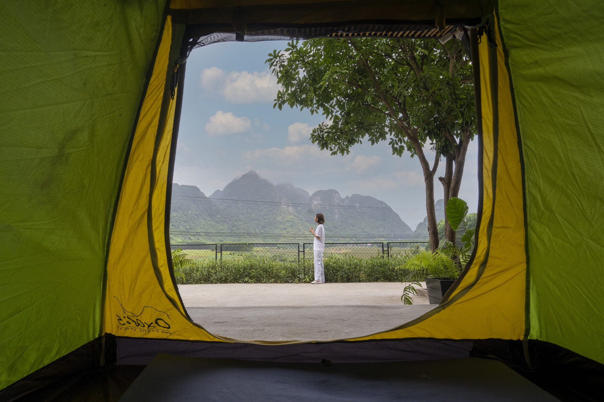 Homestay thich ung thoi tiet, thach thuc mua lu o Quang Binh hinh anh