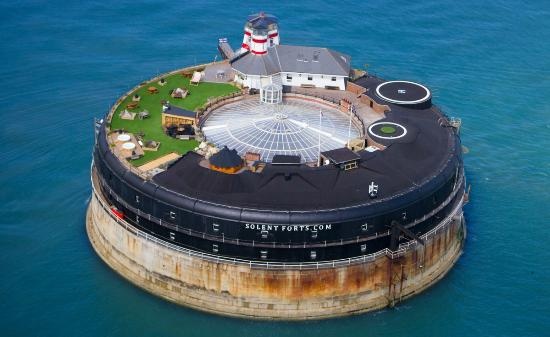 Khach san thu vi anh 5