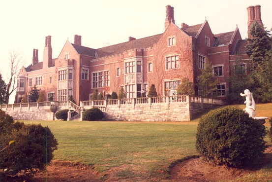 ngoi nha bo hoang anh 2