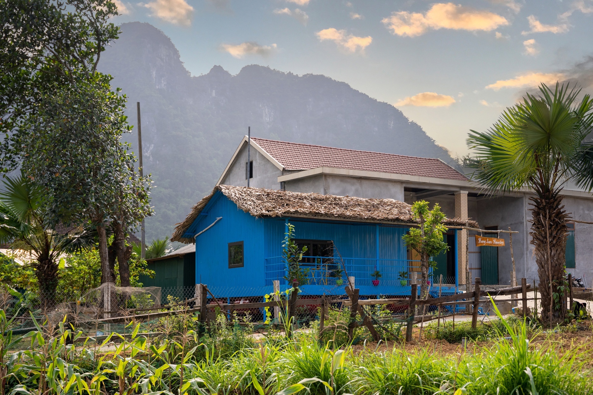 du lich quang binh,  lang tan hoa,  hang dong anh 5