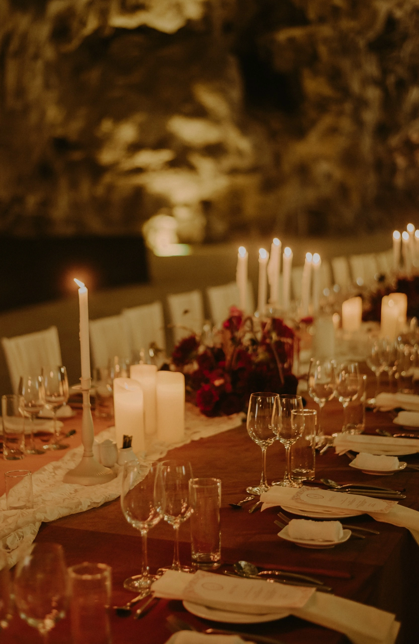 dam cuoi trong hang anh 7