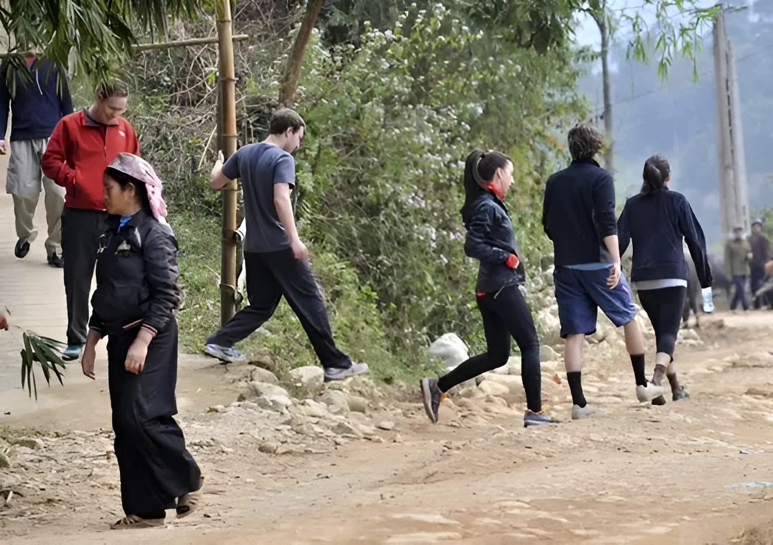 nguoi noi tieng du lich anh 2