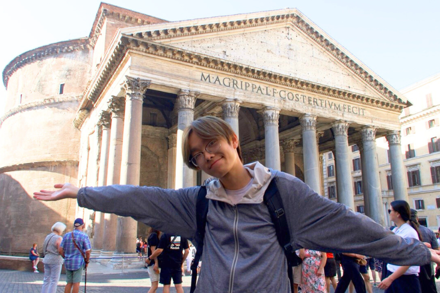 Chang trai Viet 17 tuoi mot minh du lich 17 quoc gia hinh anh