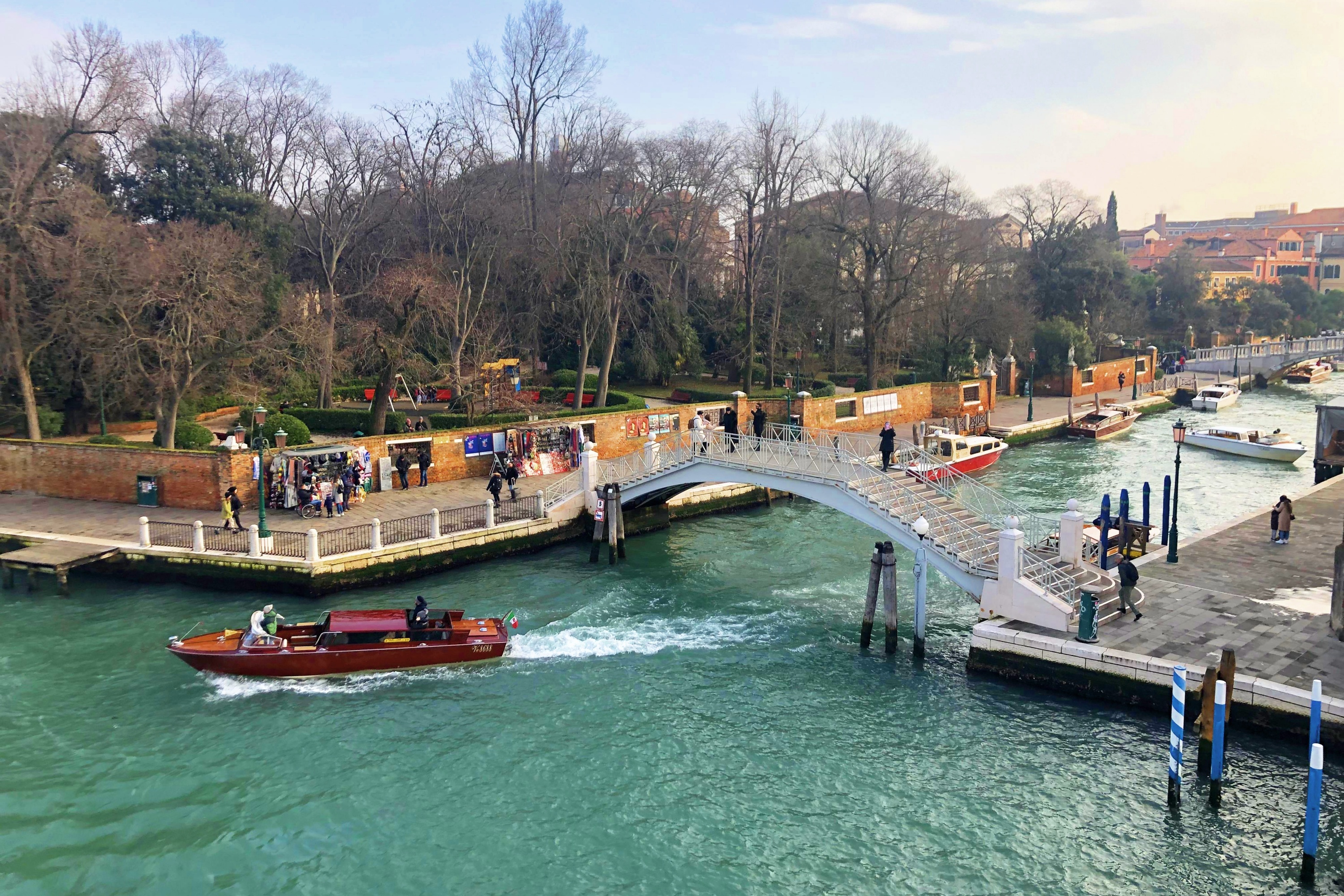 Hoang hon tai mot trong nhung thanh pho dep nhat the gioi hinh anh