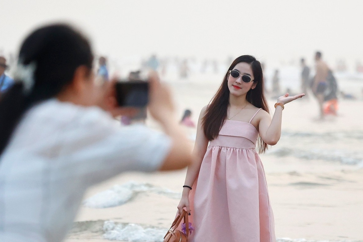 'Vo tran' bien Sam Son hinh anh