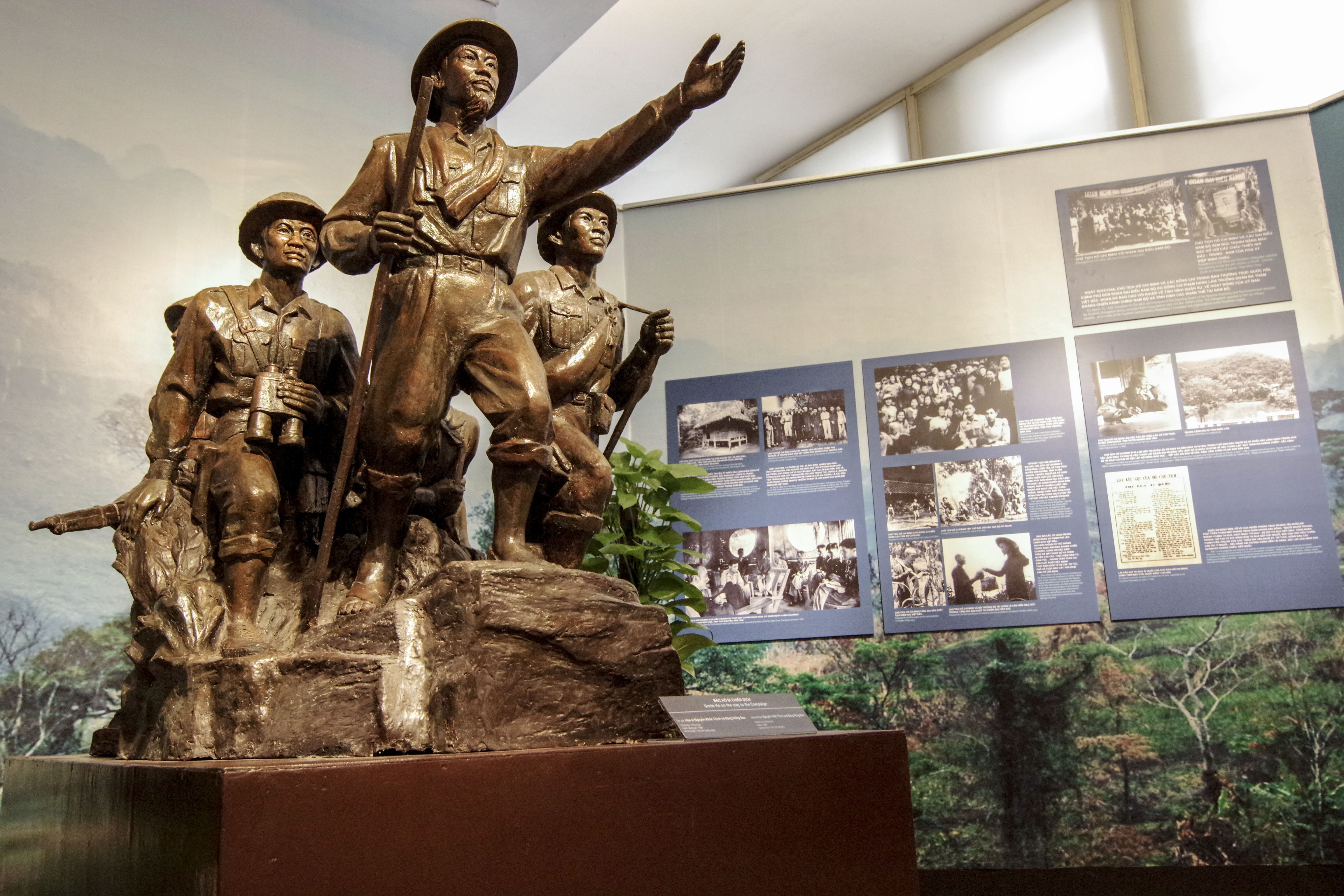 Triển lãm Chủ tịch Hồ Chí Minh ảnh 9 Trien lam Chu tich Ho Chi Minh anh 9