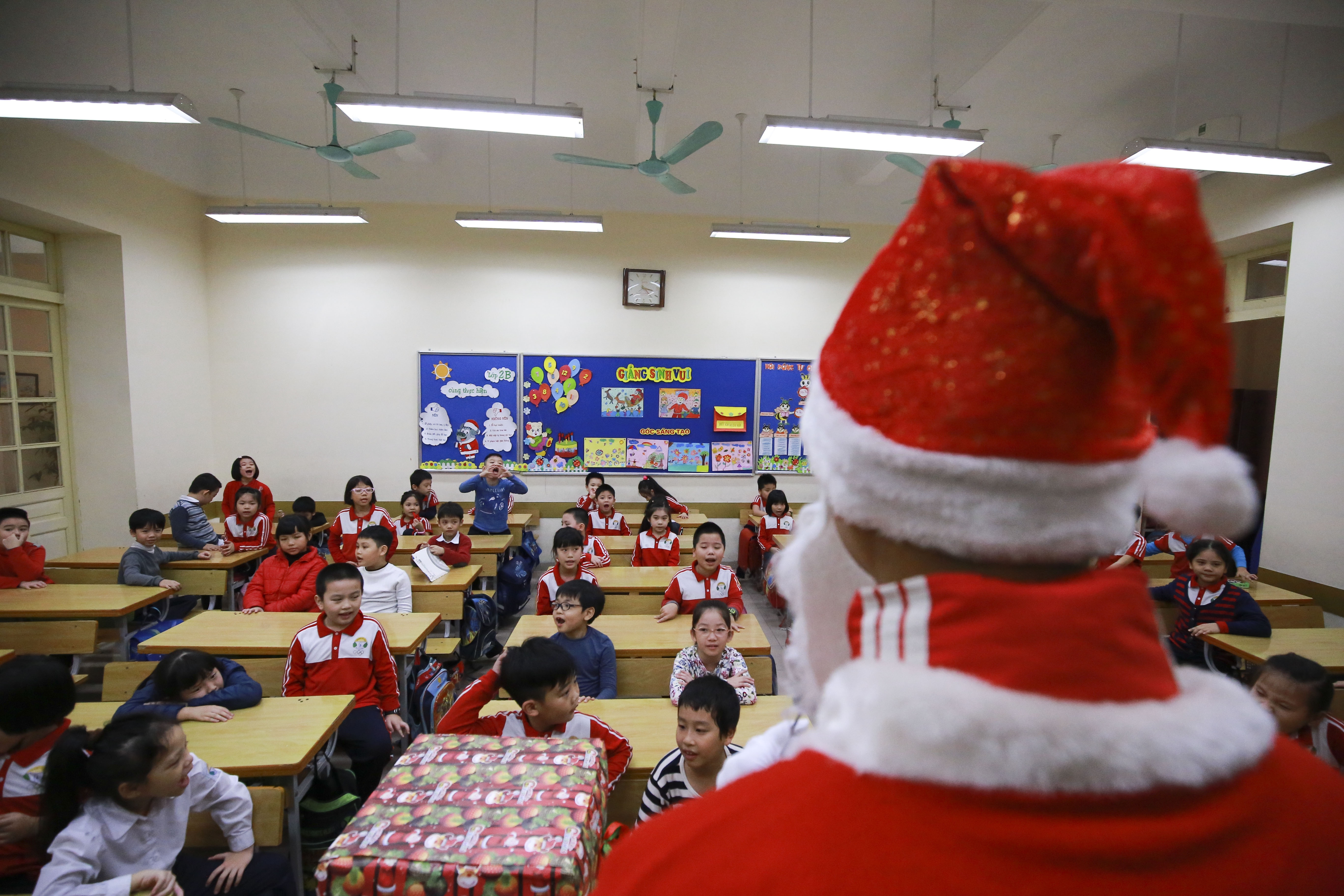 dich vu lam ong gia Noel anh 6