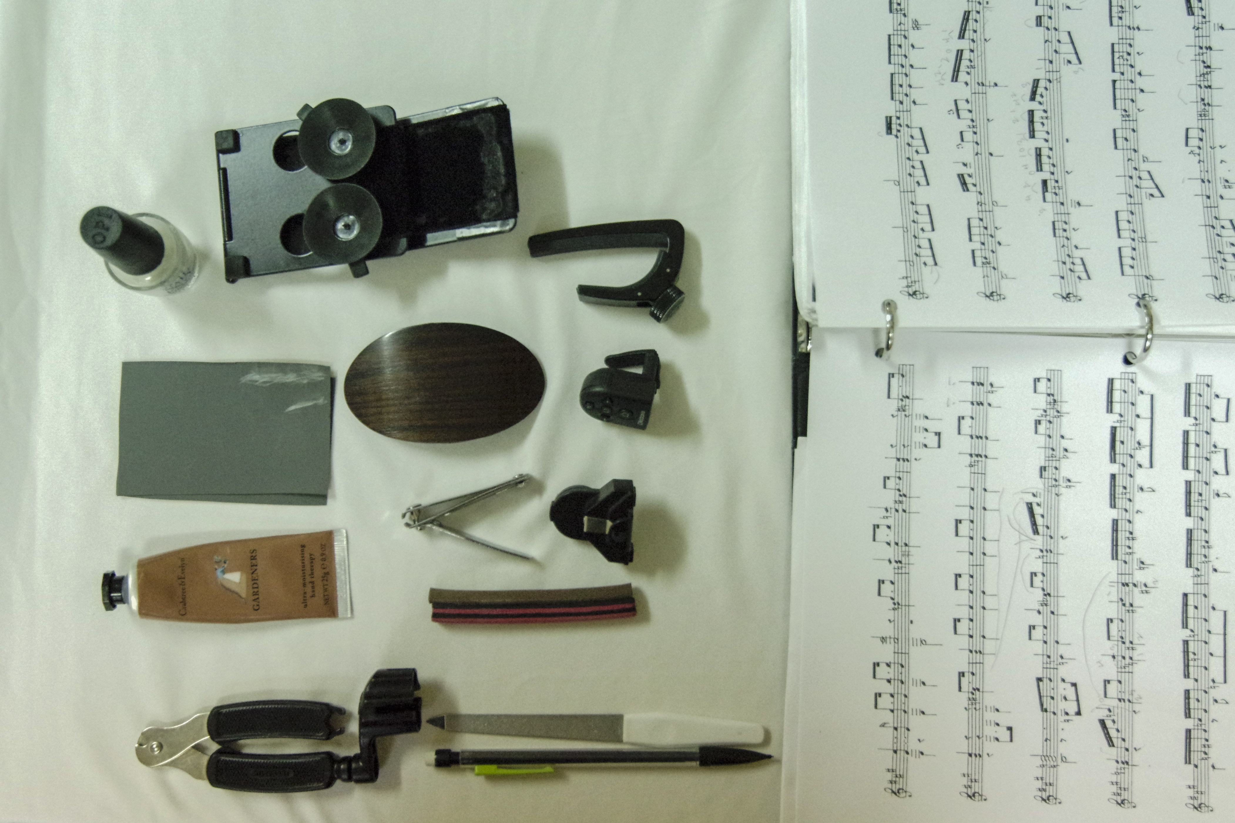 9x choi guitar anh 4