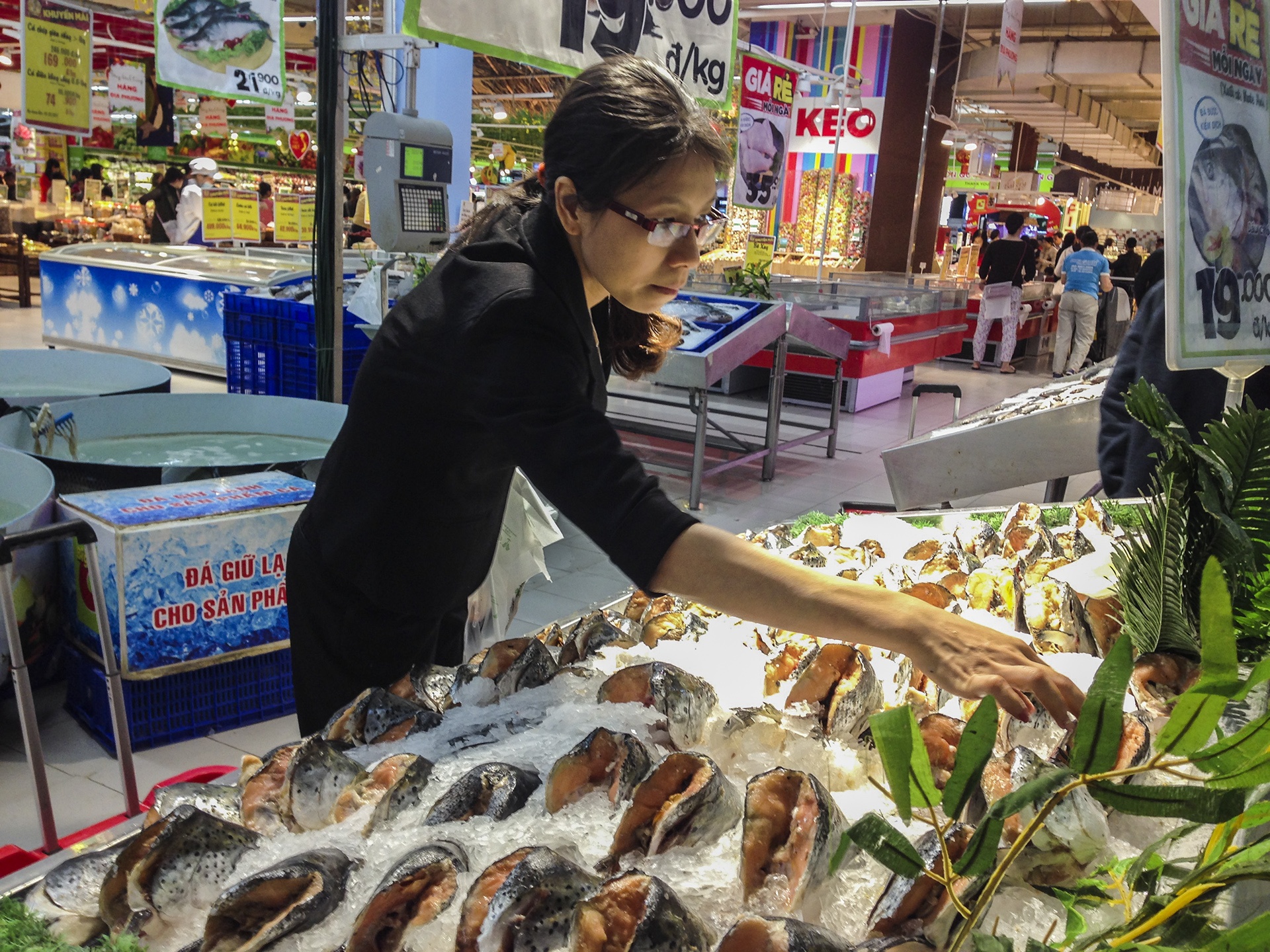 mua sam rau cu sieu thi ngay Tet anh 4