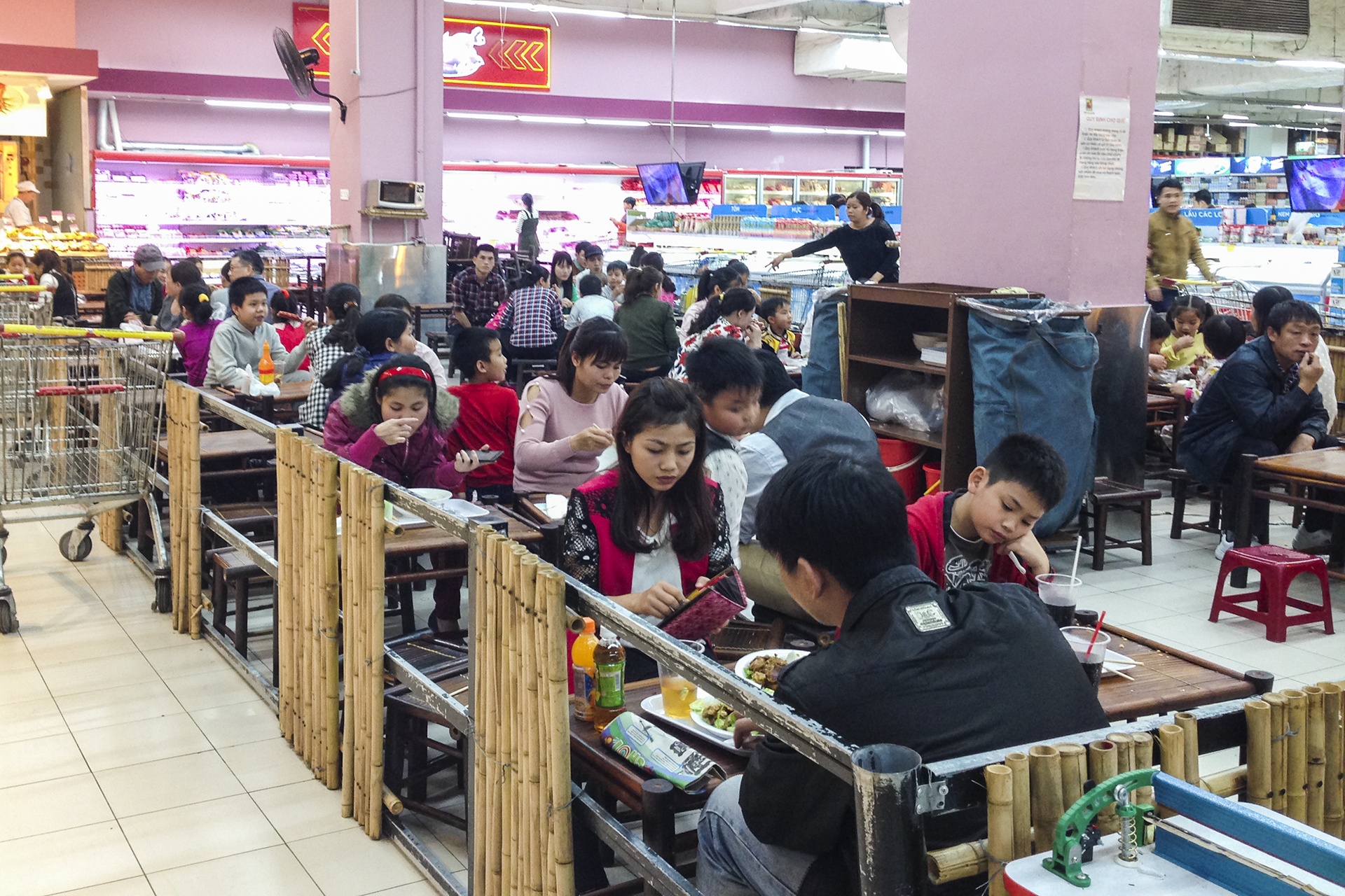 mua sam rau cu sieu thi ngay Tet anh 8