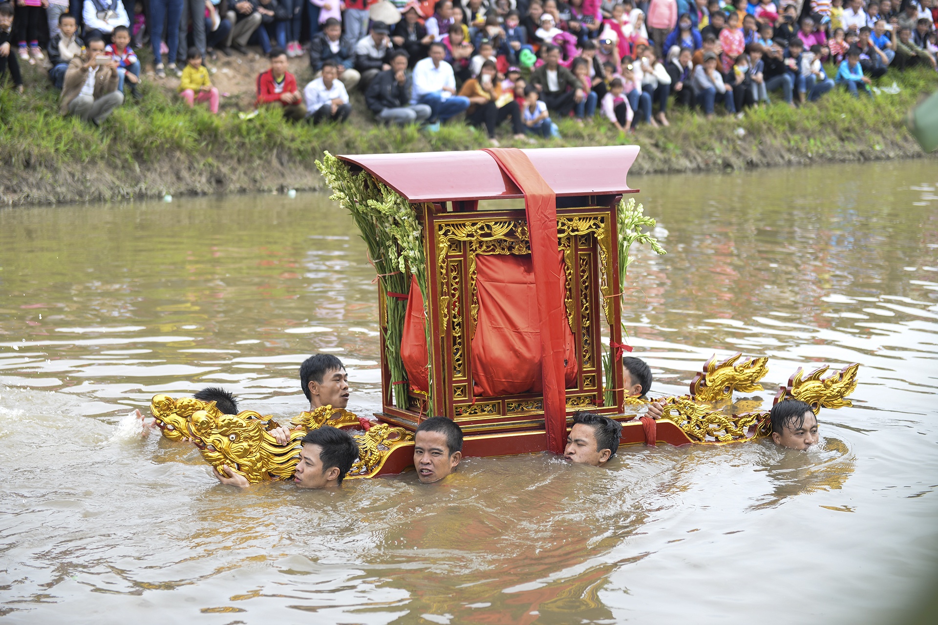 loi nuoc ruoc kieu chua Phuong Vu anh 6