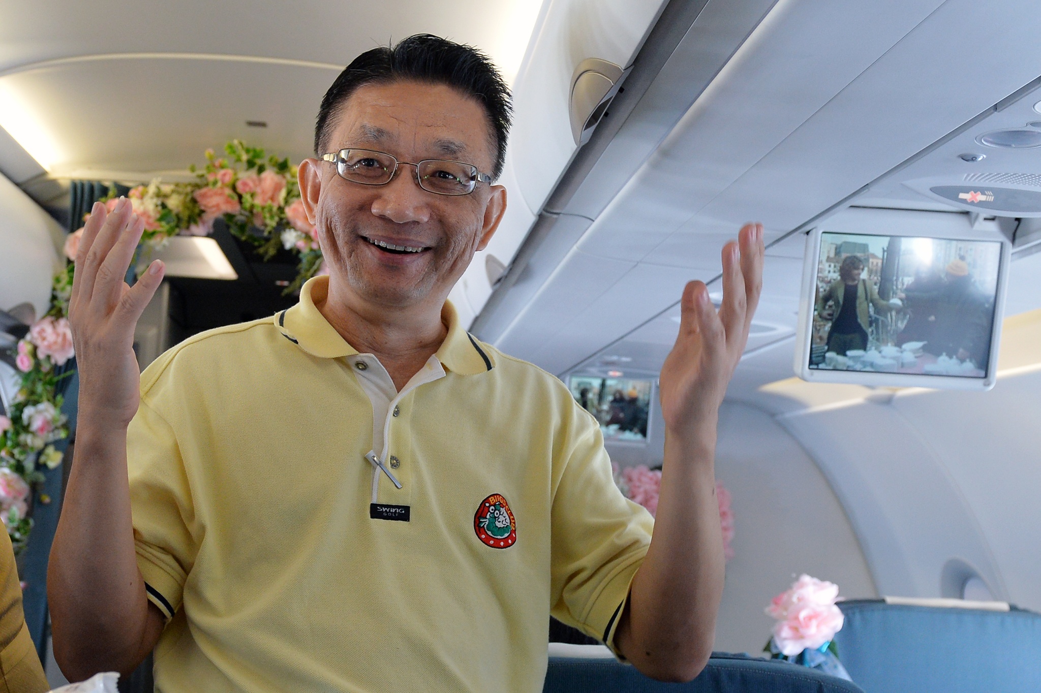 Valentine tren may bay anh 9