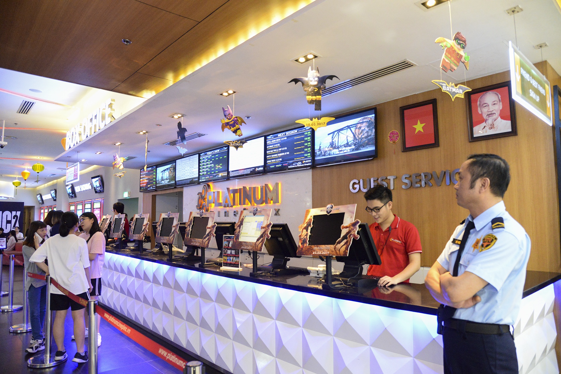 Rap chieu phim Platinum dong cua anh 6