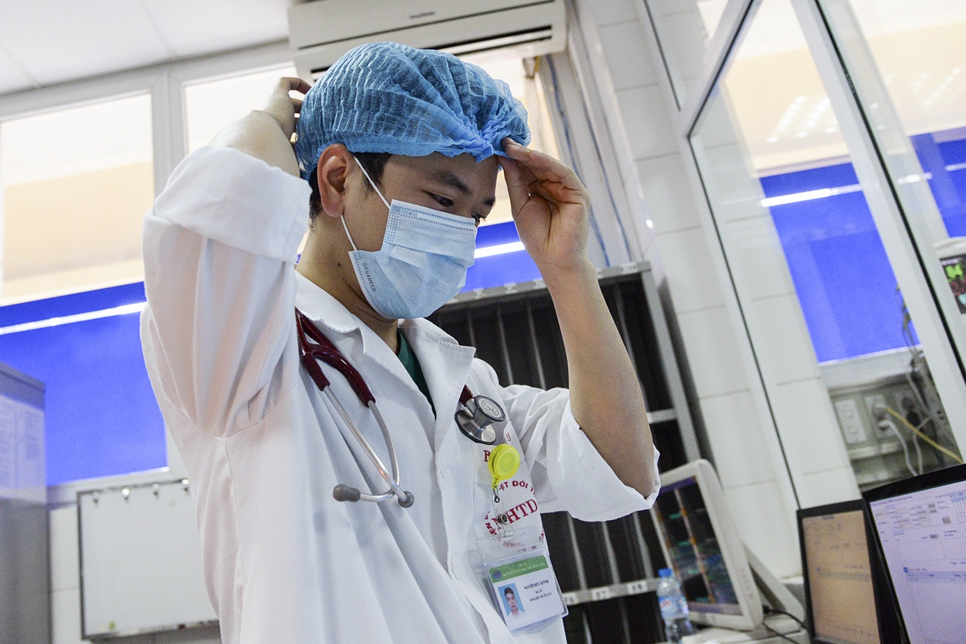 Bac si truong thanh tu nhung coc tra tao tan cua me hinh anh