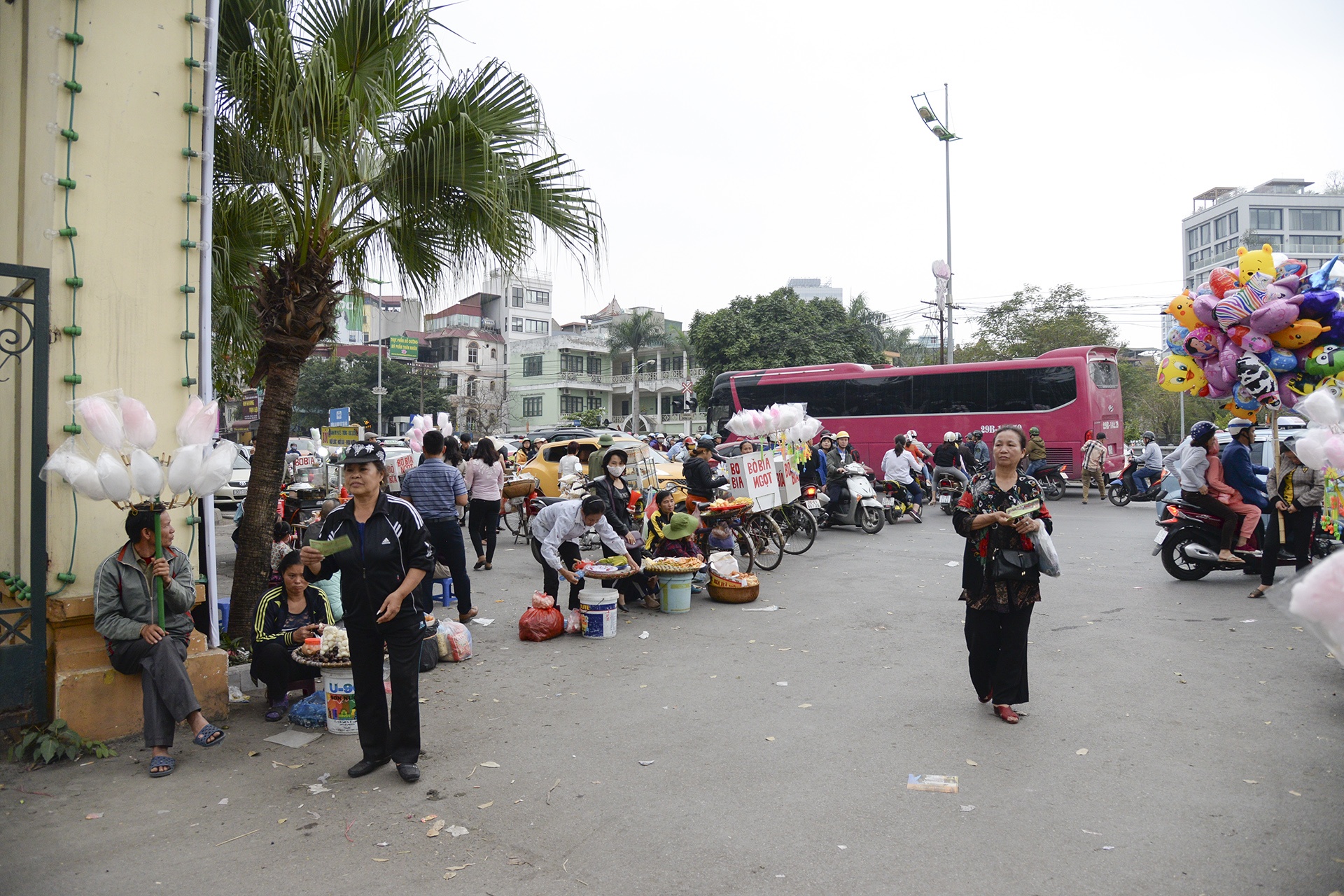 Le hoi hoa hong Bulgaria anh 2