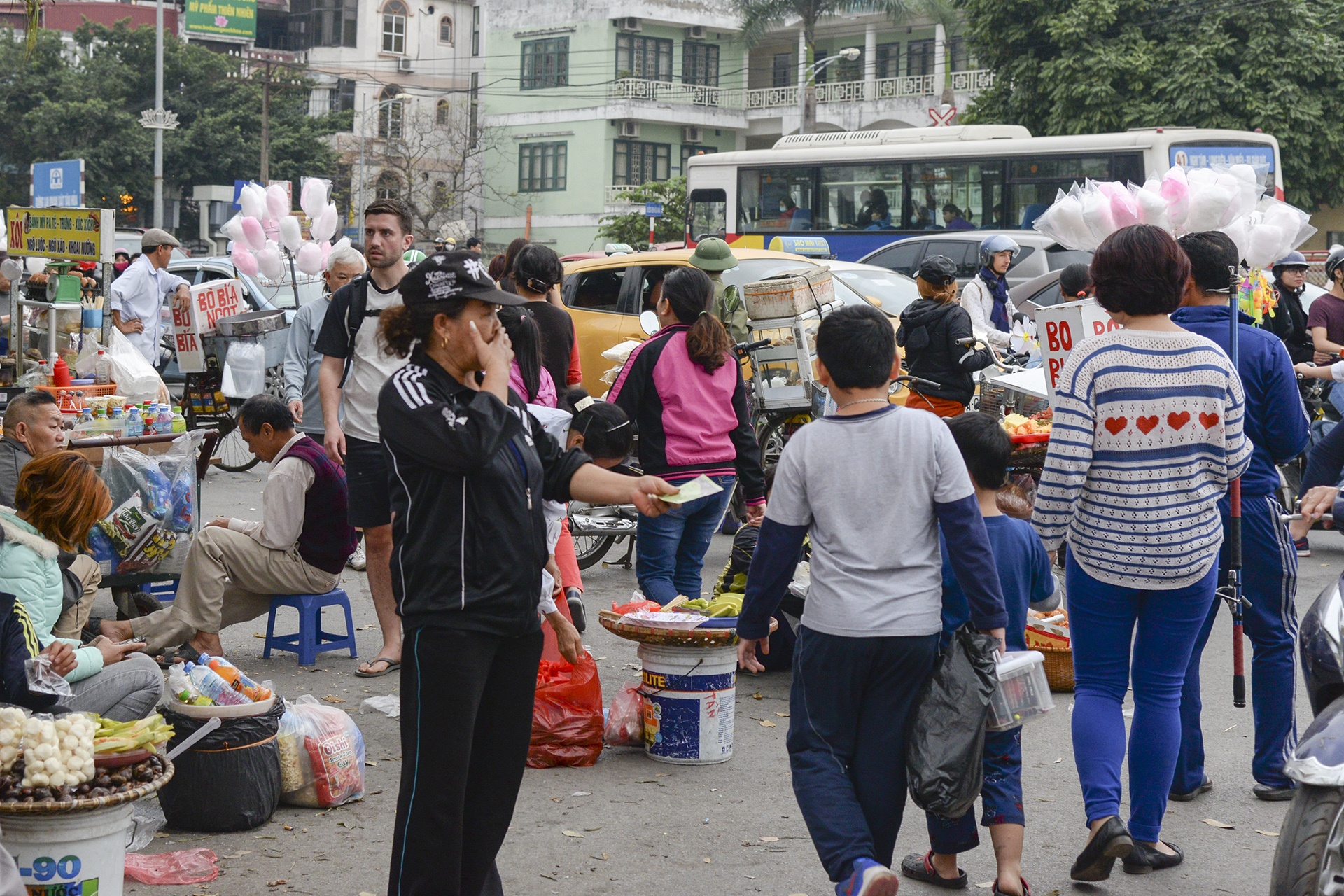 Le hoi hoa hong Bulgaria anh 3