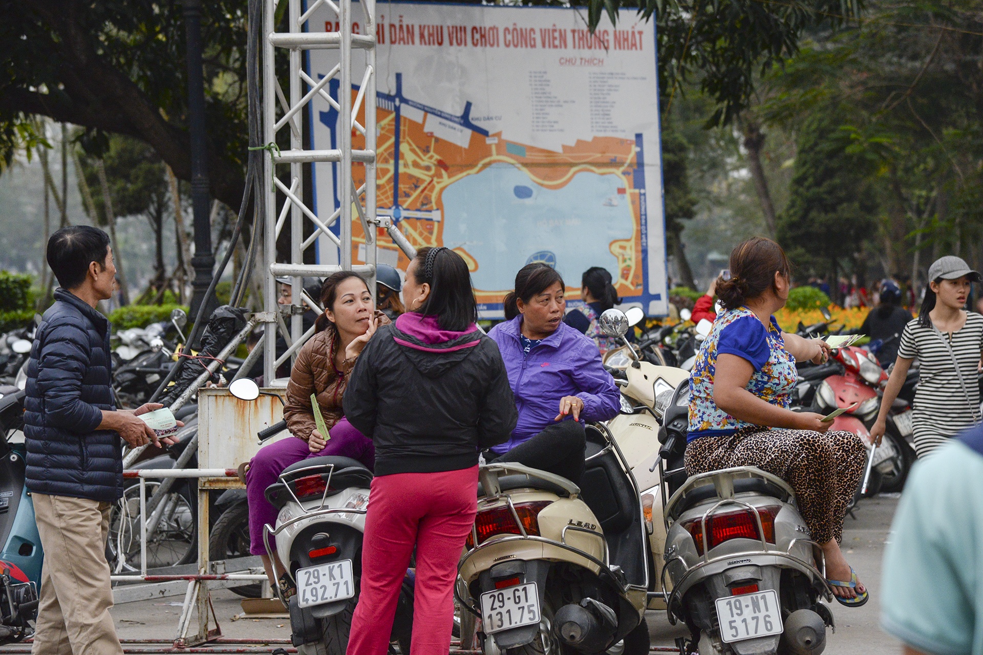 Le hoi hoa hong Bulgaria anh 1