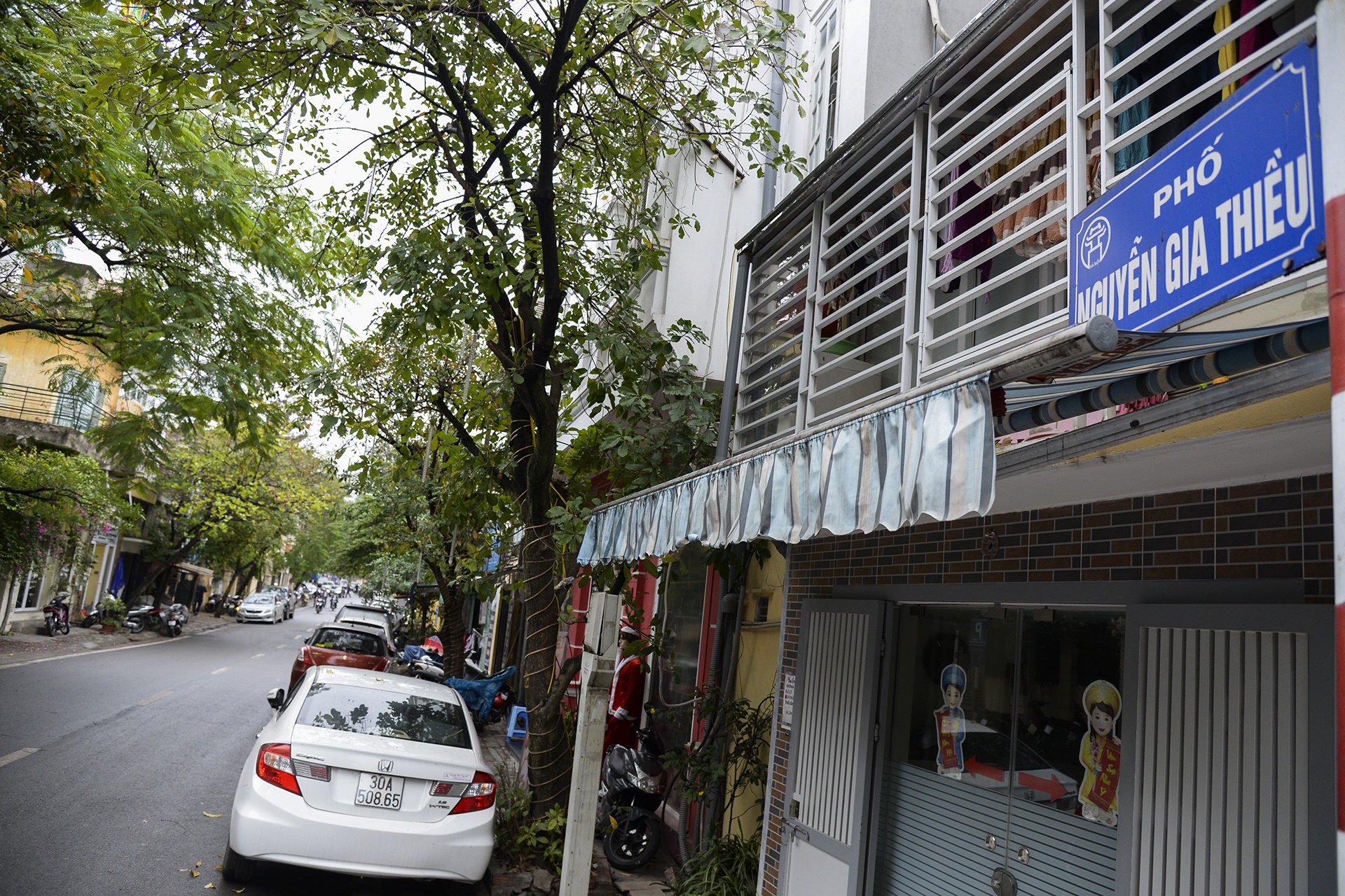 do xe chan le o Ha Noi anh 2