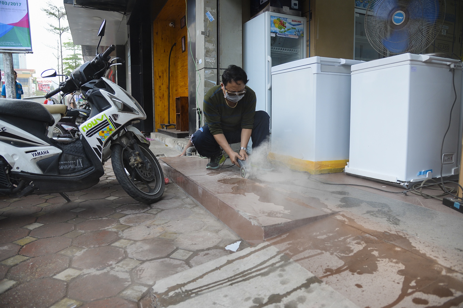 dung may khoan don dep via he anh 5