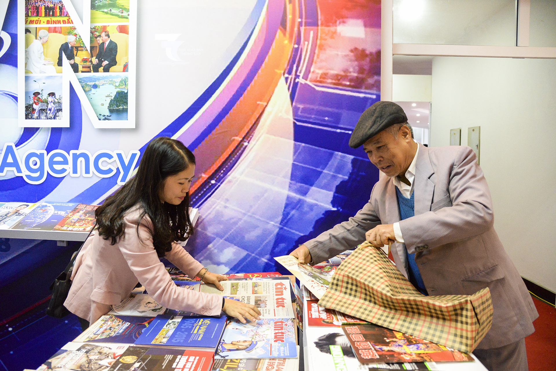 Hội báo toàn quốc 2017 ảnh 13 Hoi bao toan quoc 2017 anh 13