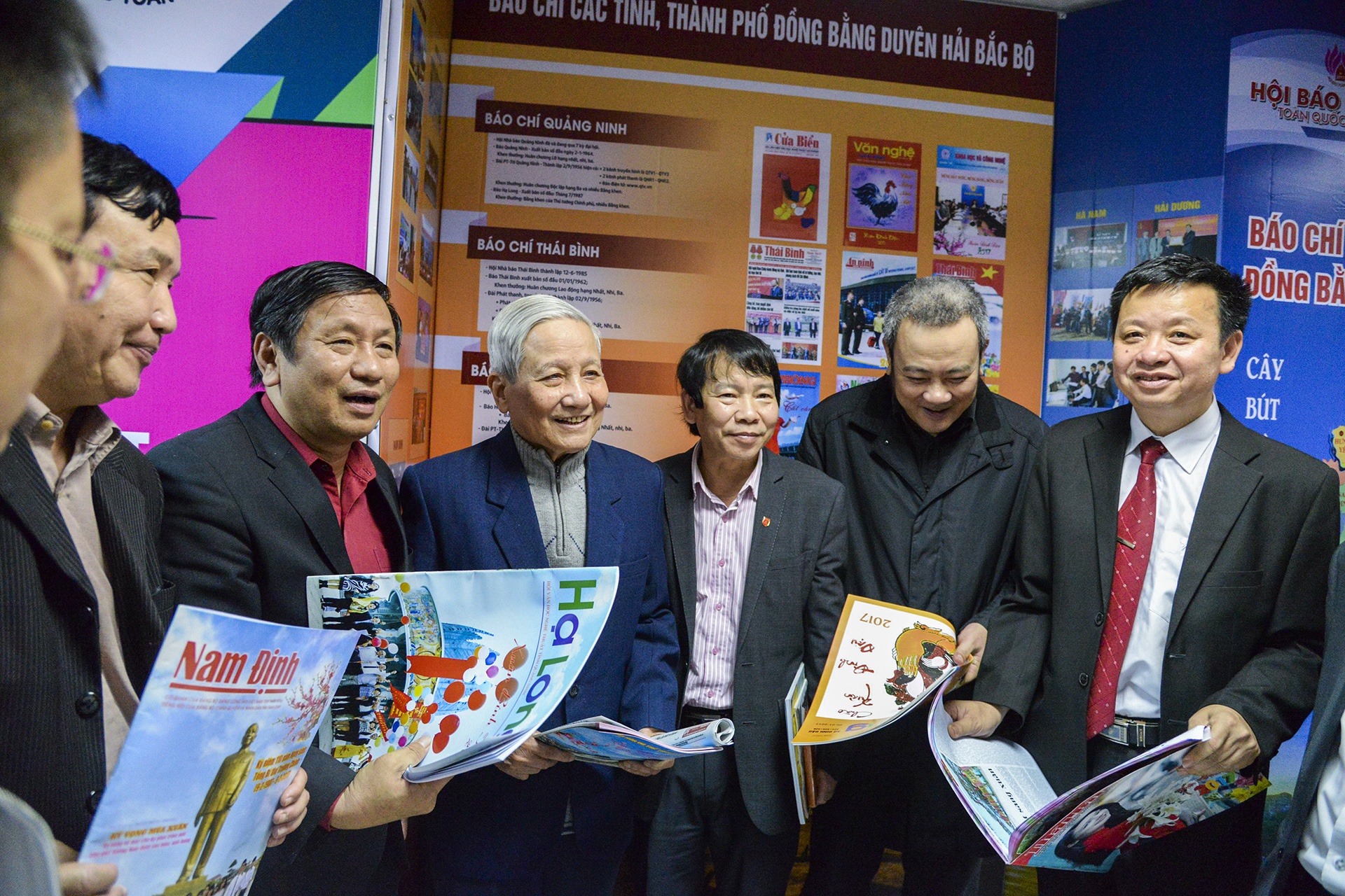 Hội báo toàn quốc 2017 ảnh 5 Hoi bao toan quoc 2017 anh 5