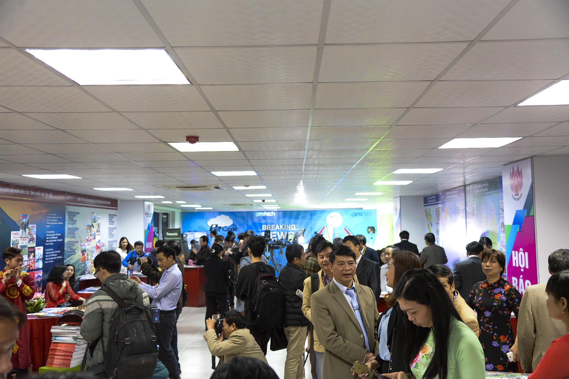 Hội báo toàn quốc 2017 ảnh 9 Hoi bao toan quoc 2017 anh 9