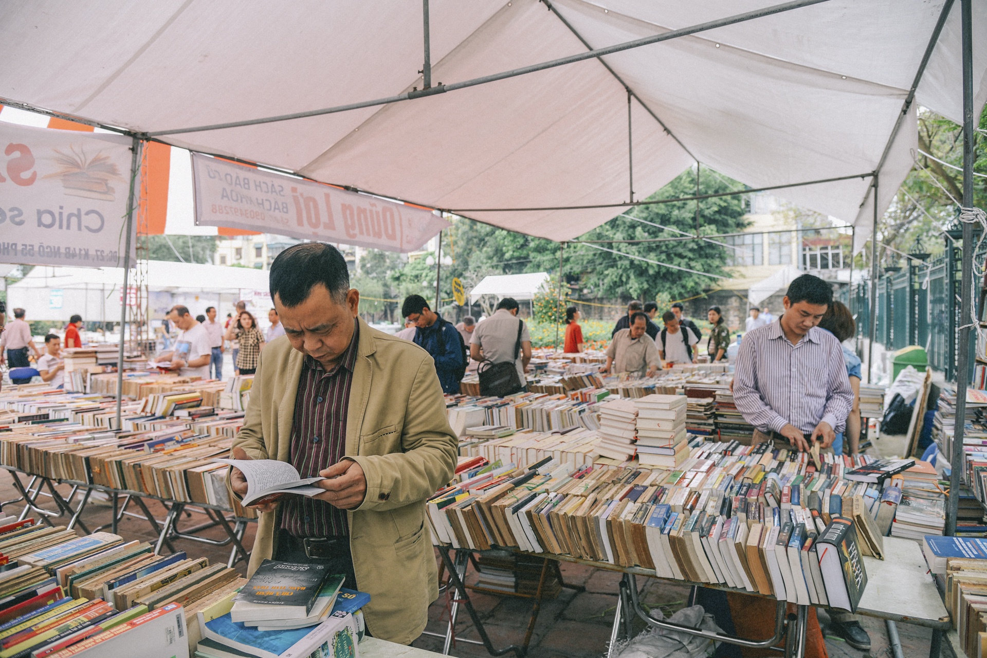 hoi cho sach cu lan thu 3 anh 12