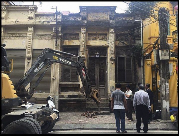 ngoi nha tram tuoi bi pha do bac tam cap anh 2