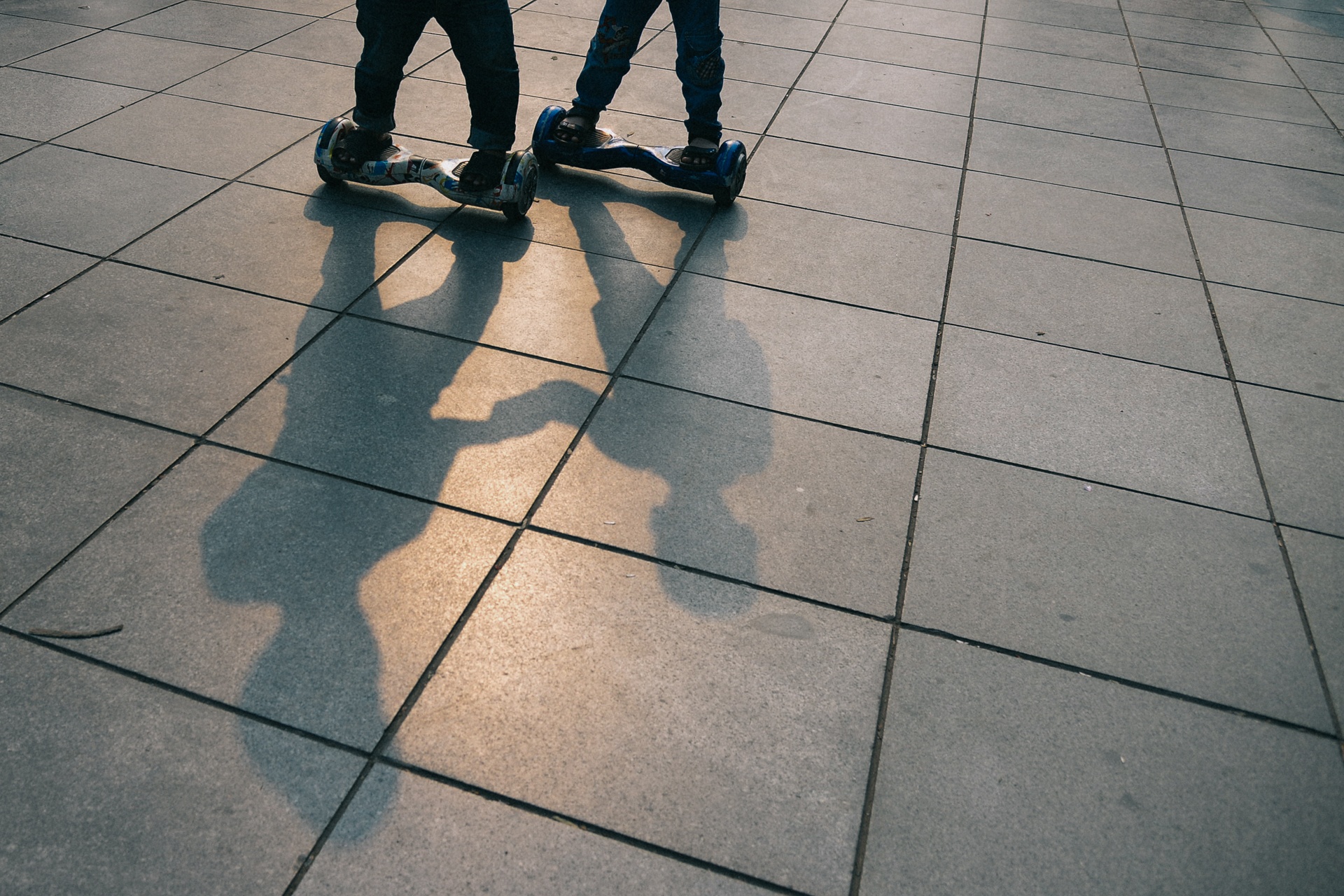 muu sinh tren pho di bo anh 3