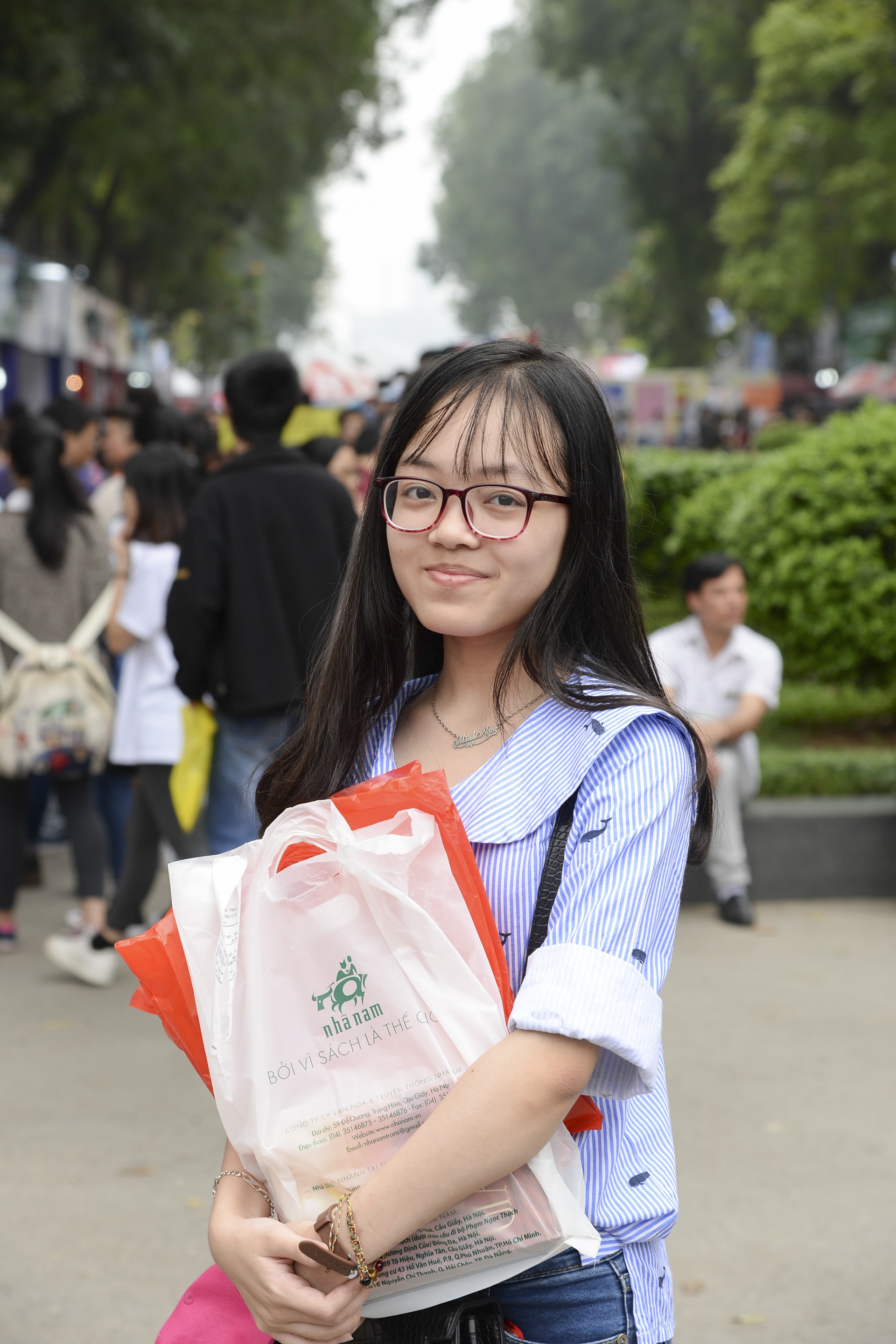 Ngay sach  Viet Nam lan thu 4 anh 11