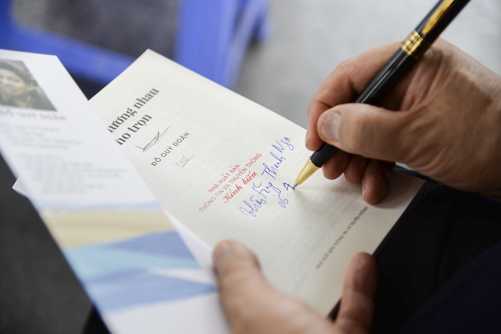 Do Quy Doan va tap tho anh 4