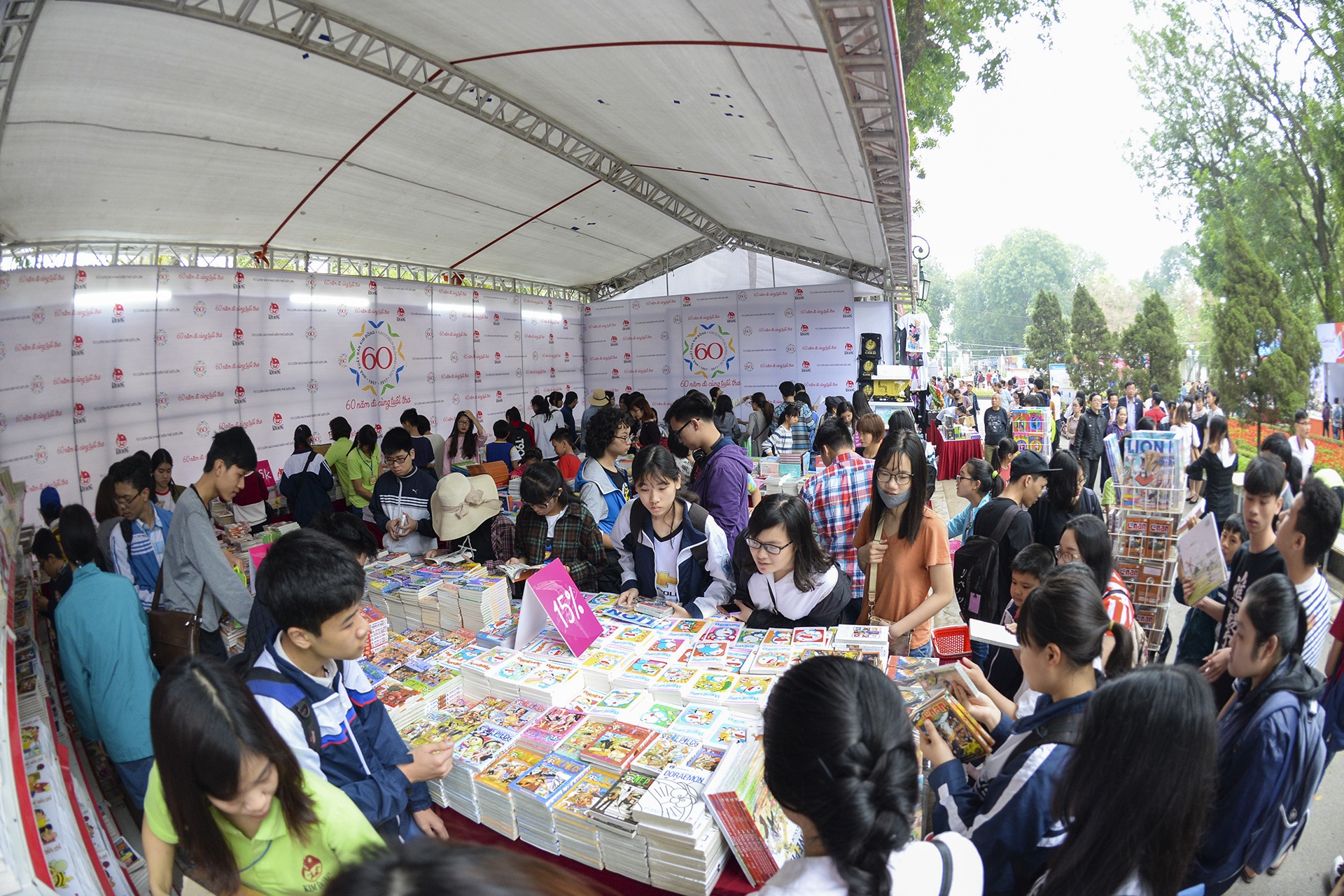 Ngay sach  Viet Nam lan thu 4 anh 4