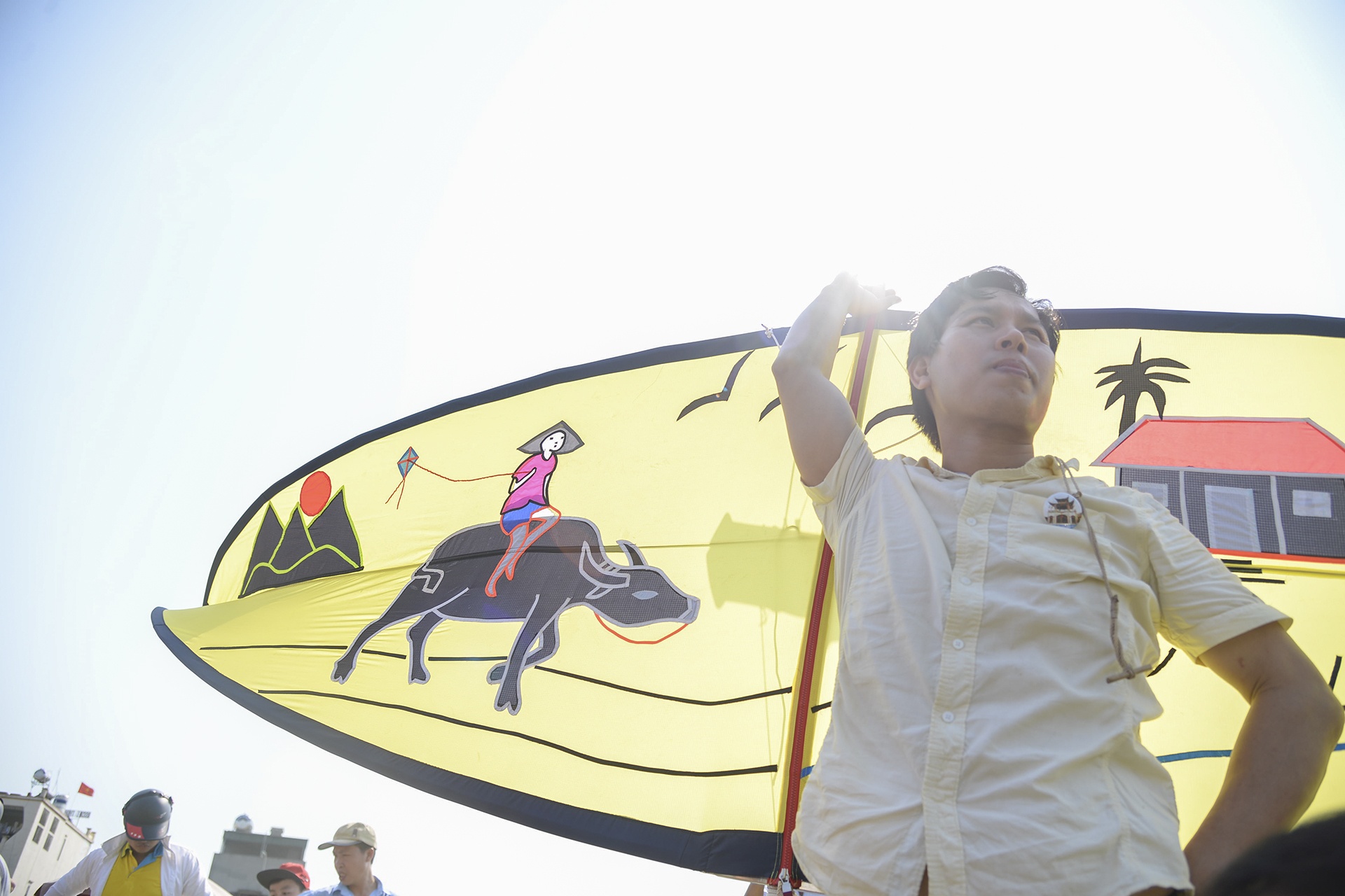 Dieu sao bay tren bau troi Thai Binh hinh anh