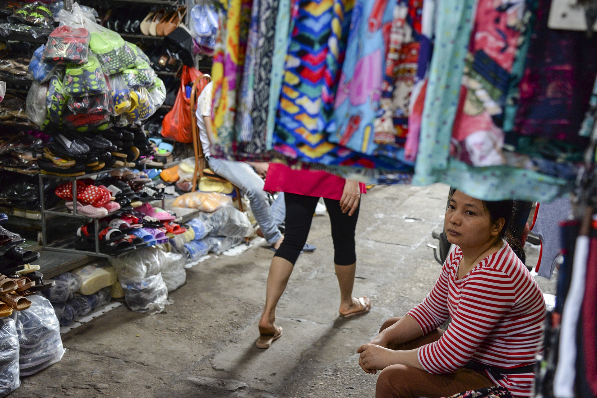 Cho truyen thong 'chet dan chet mon' giua long thanh pho hinh anh