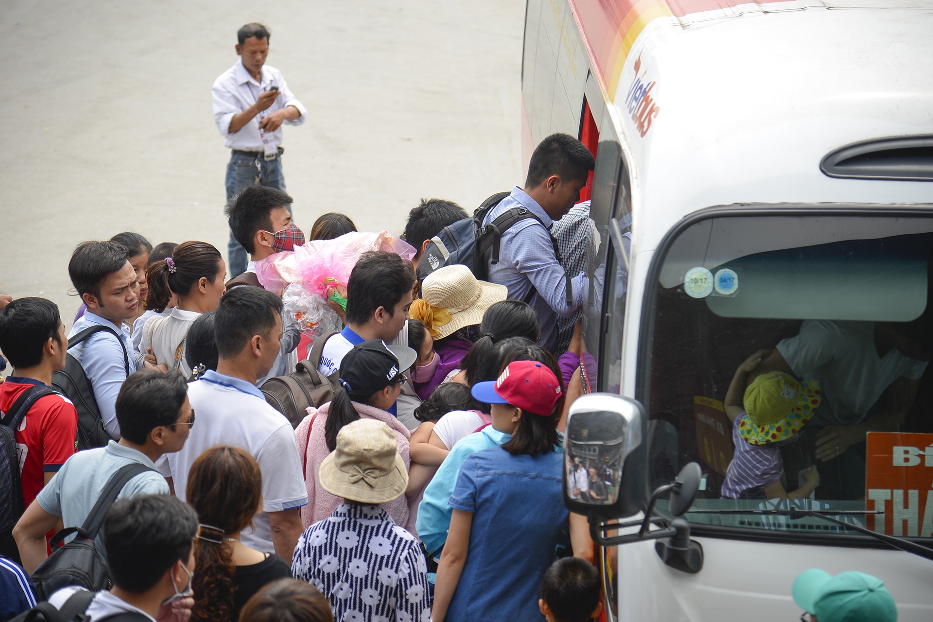 Un tac trong ngay nghi le anh 7