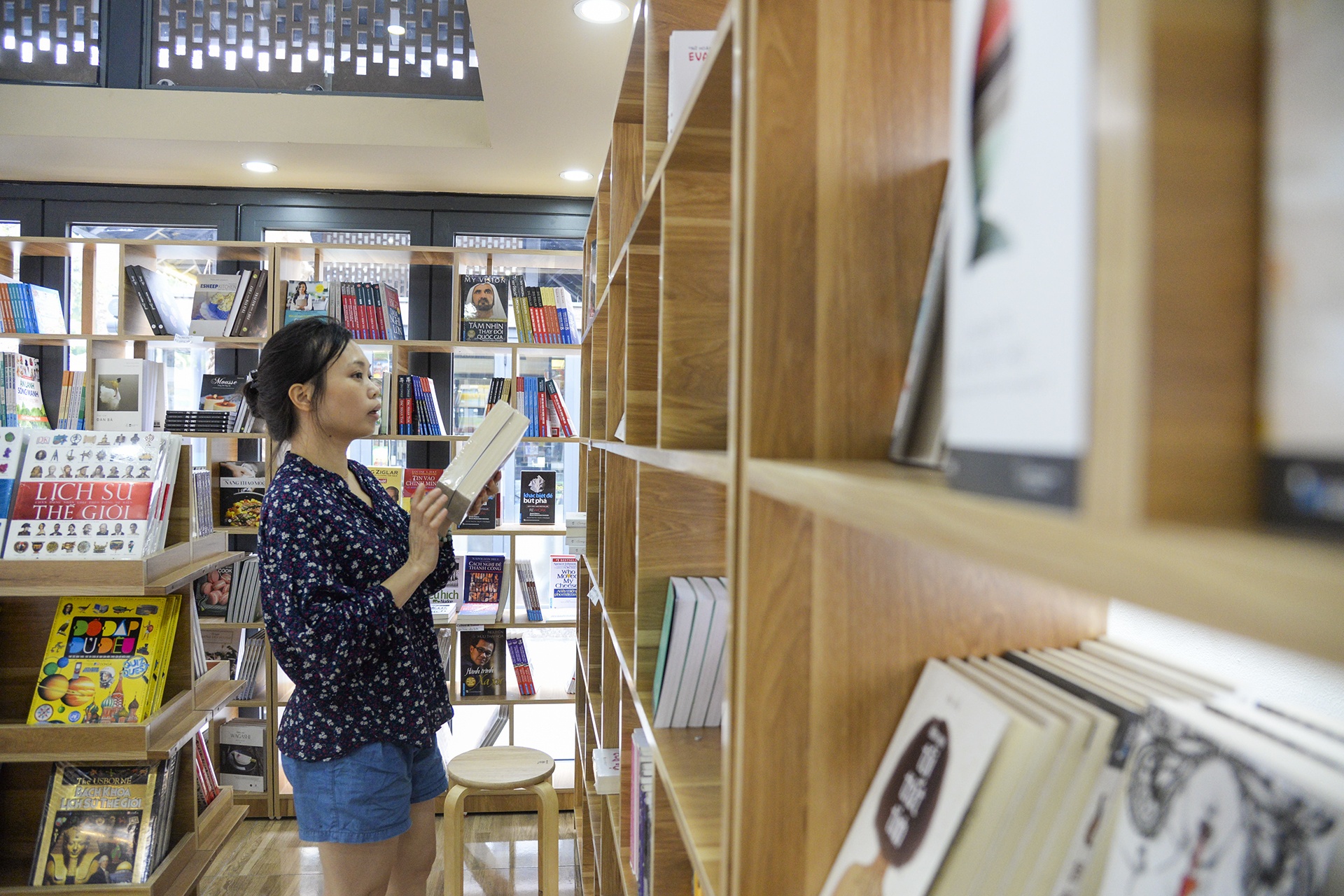 pho sach truoc ngay khai truong anh 17