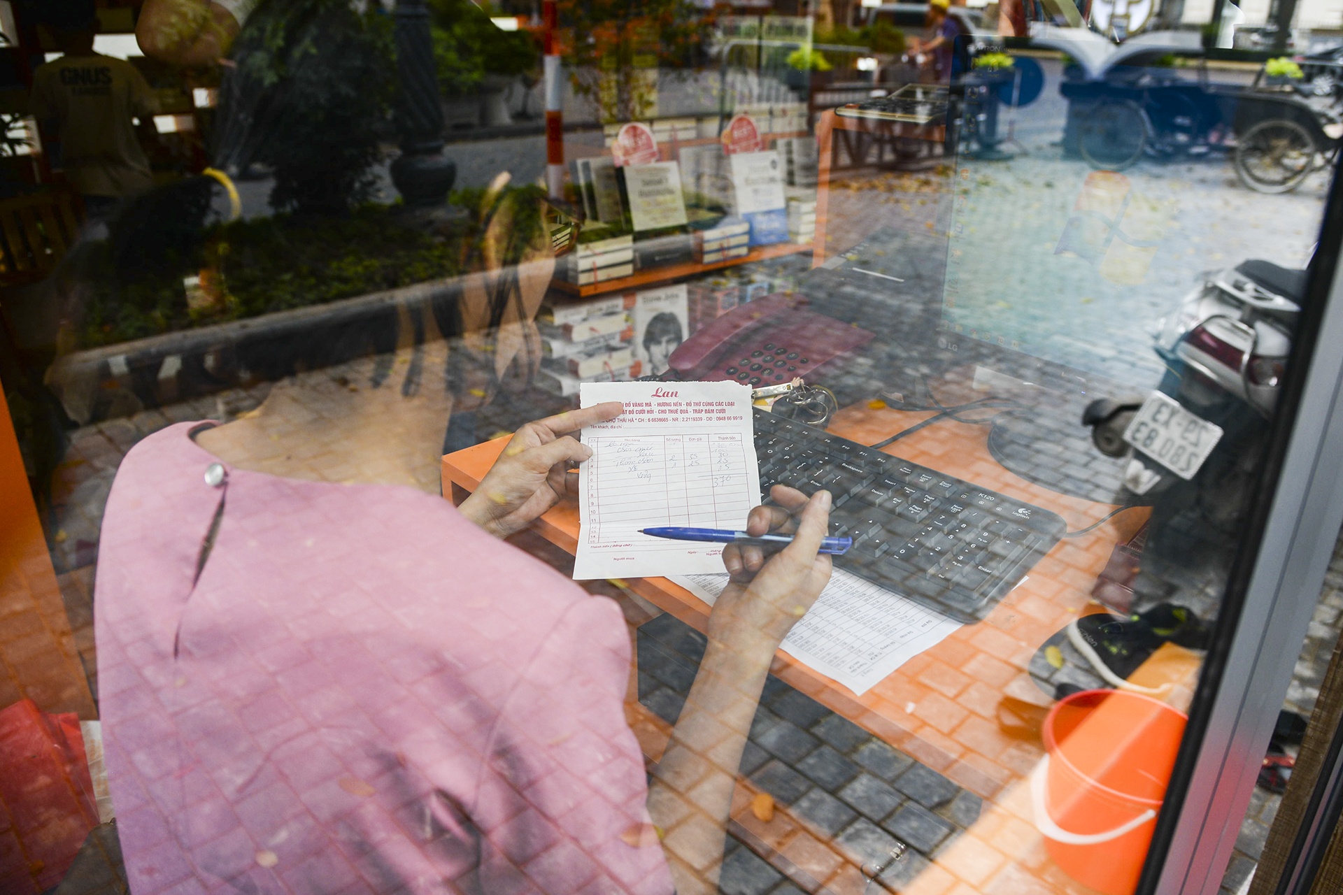 pho sach truoc ngay khai truong anh 18