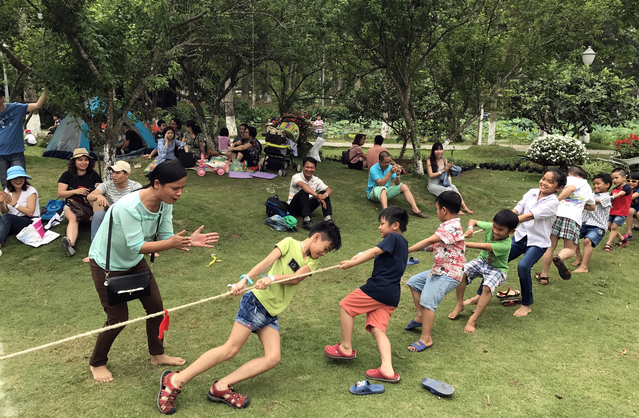 vui choi dip nghi le 30/4 anh 13