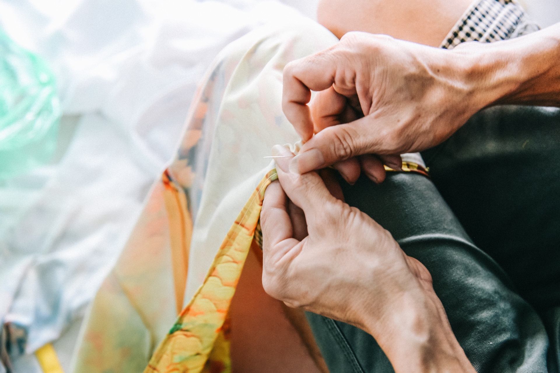 lang nghe dan fong may ao dai anh 12