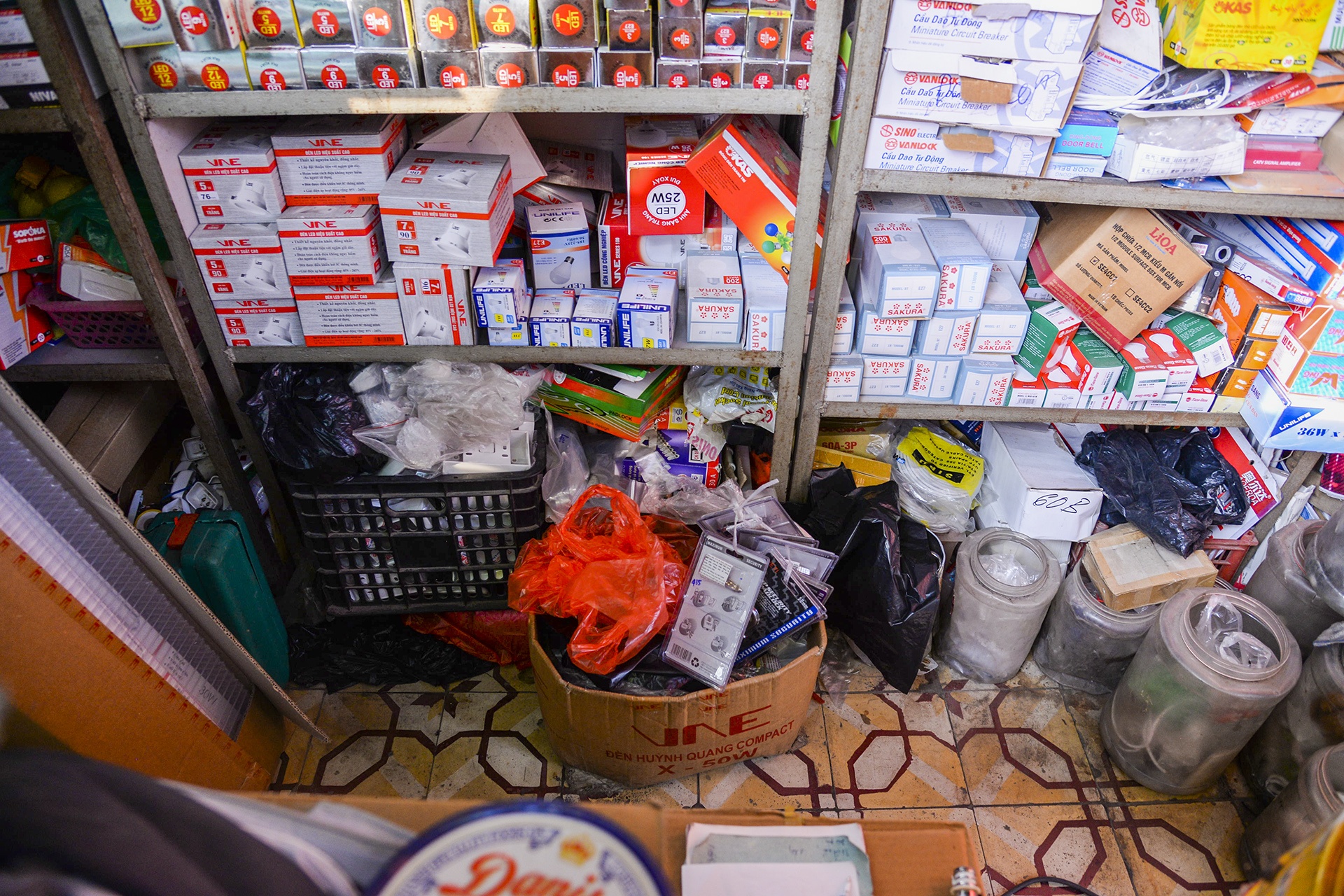 cua hang sieu mong o Ha Noi anh 6