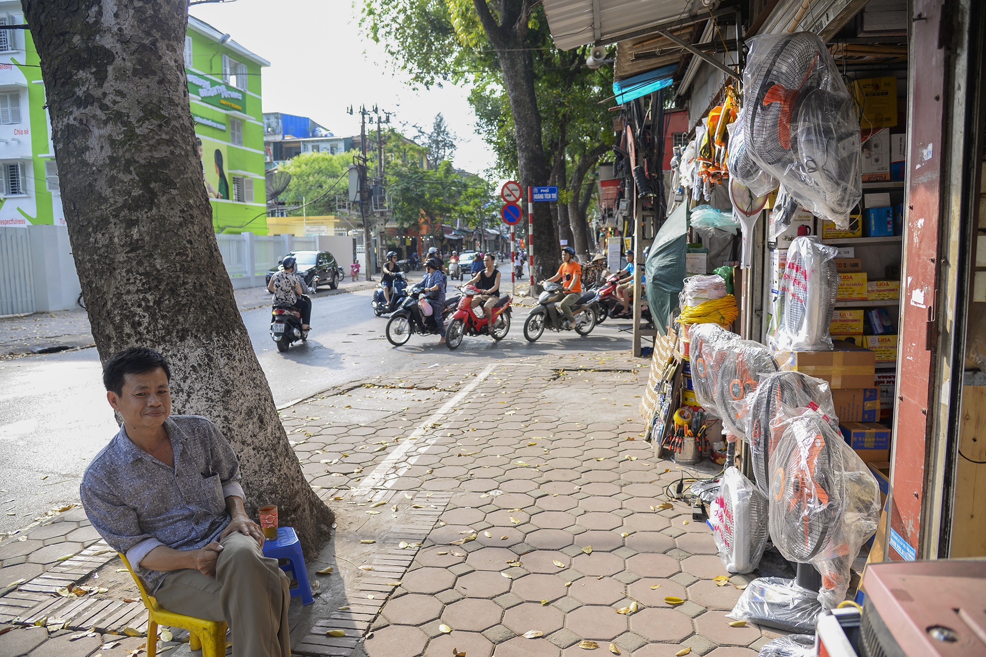 cua hang sieu mong o Ha Noi anh 9
