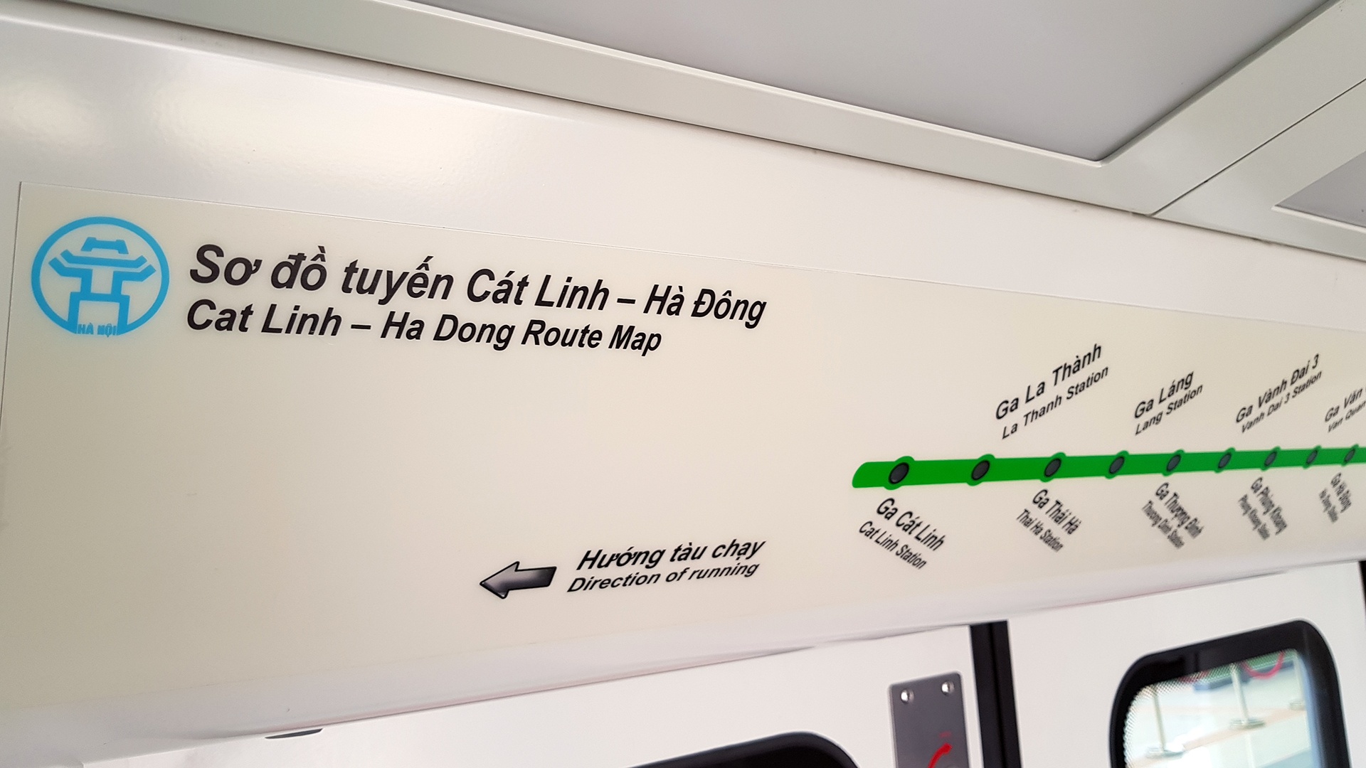 Mo cua tham quan nha ga Cat Linh - Ha Dong anh 13