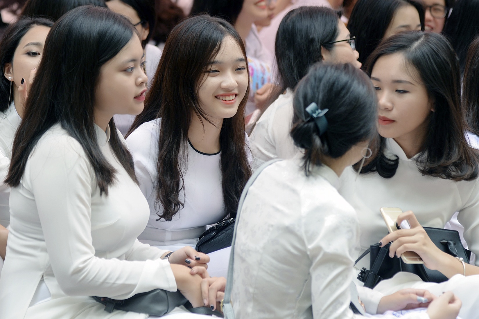 hoc sinh THPT Viet Duc chia tay tuoi hoc tro anh 2